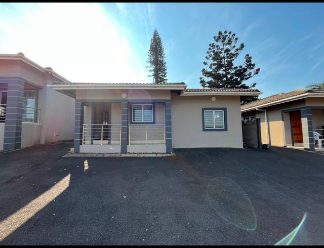 4 BEDROOM SIMPLEX TO LET IN HILLARY